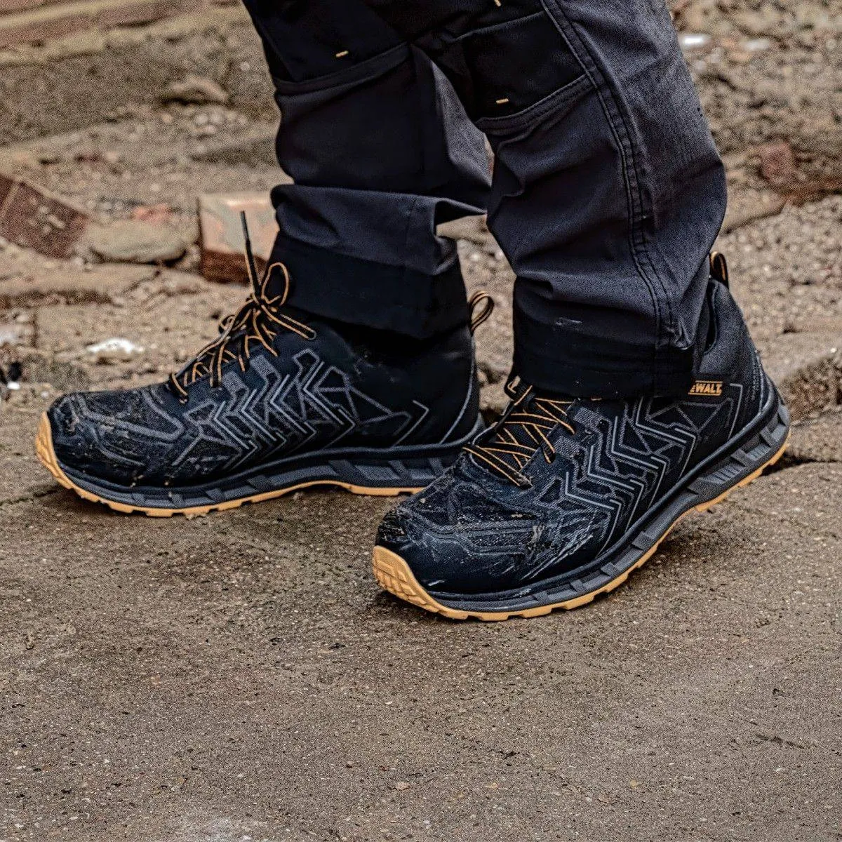 DeWalt Mens Fargo Lightweight Safety Work Trainer Shoe