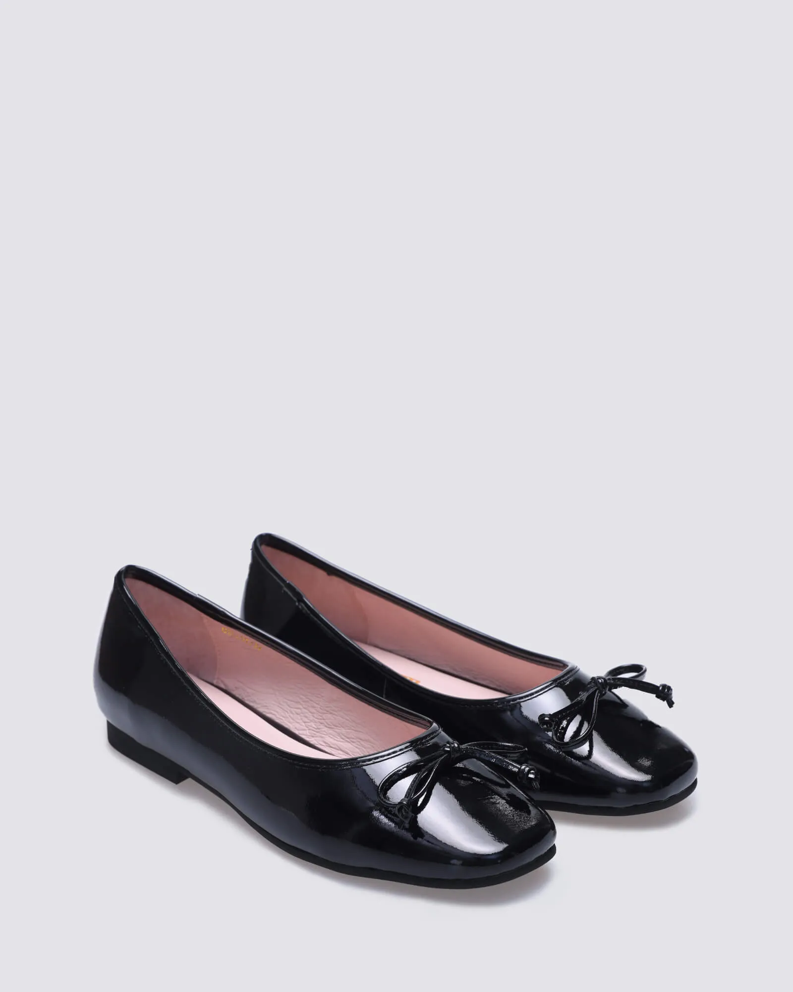 GILLOT BALLET FLATS BLACK PATENT LEATHER