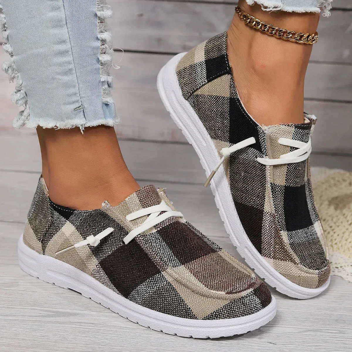 Light Weight Slip-on Flat Sneakers