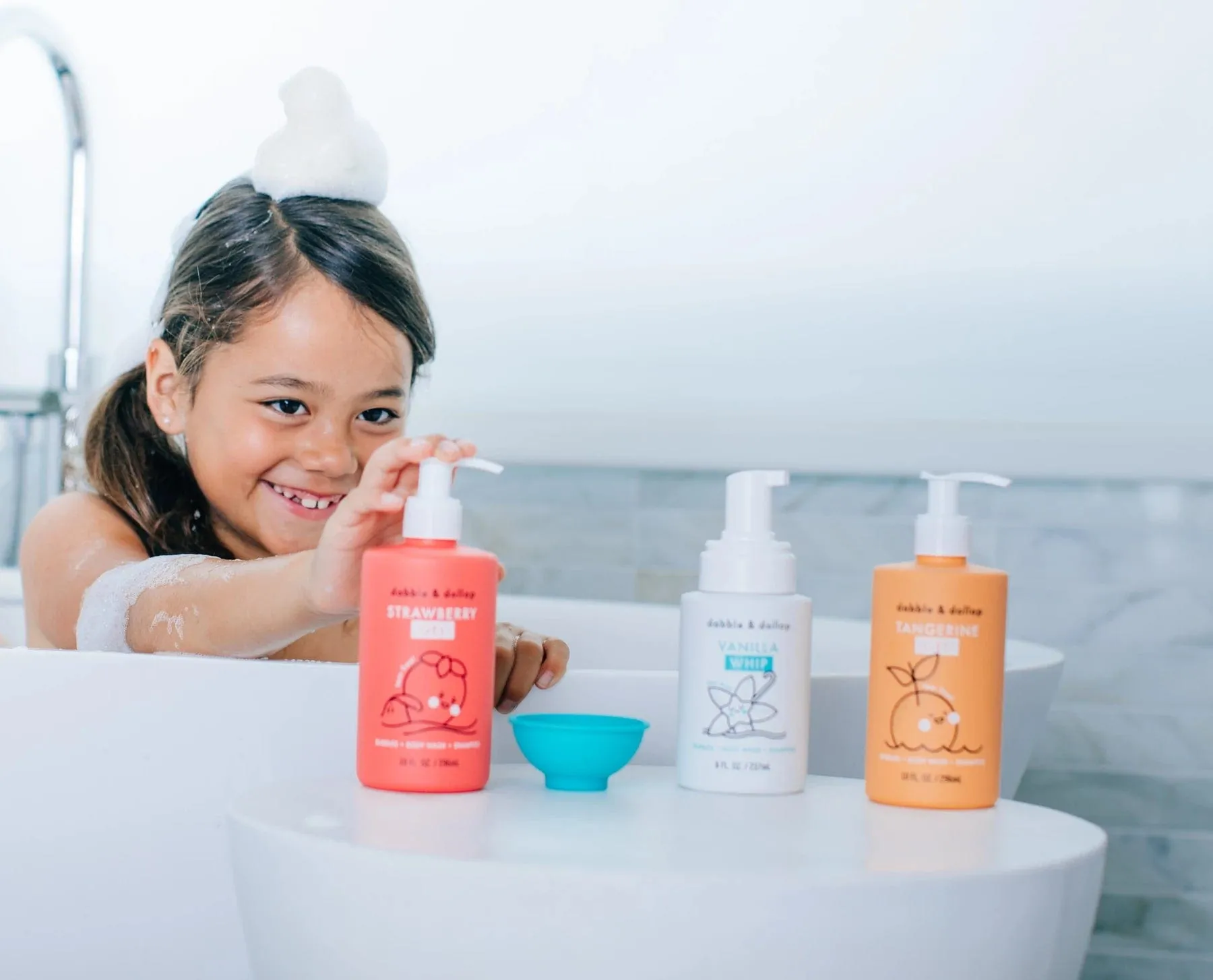 Strawberry - Shampoo, Body Wash & Bubbles