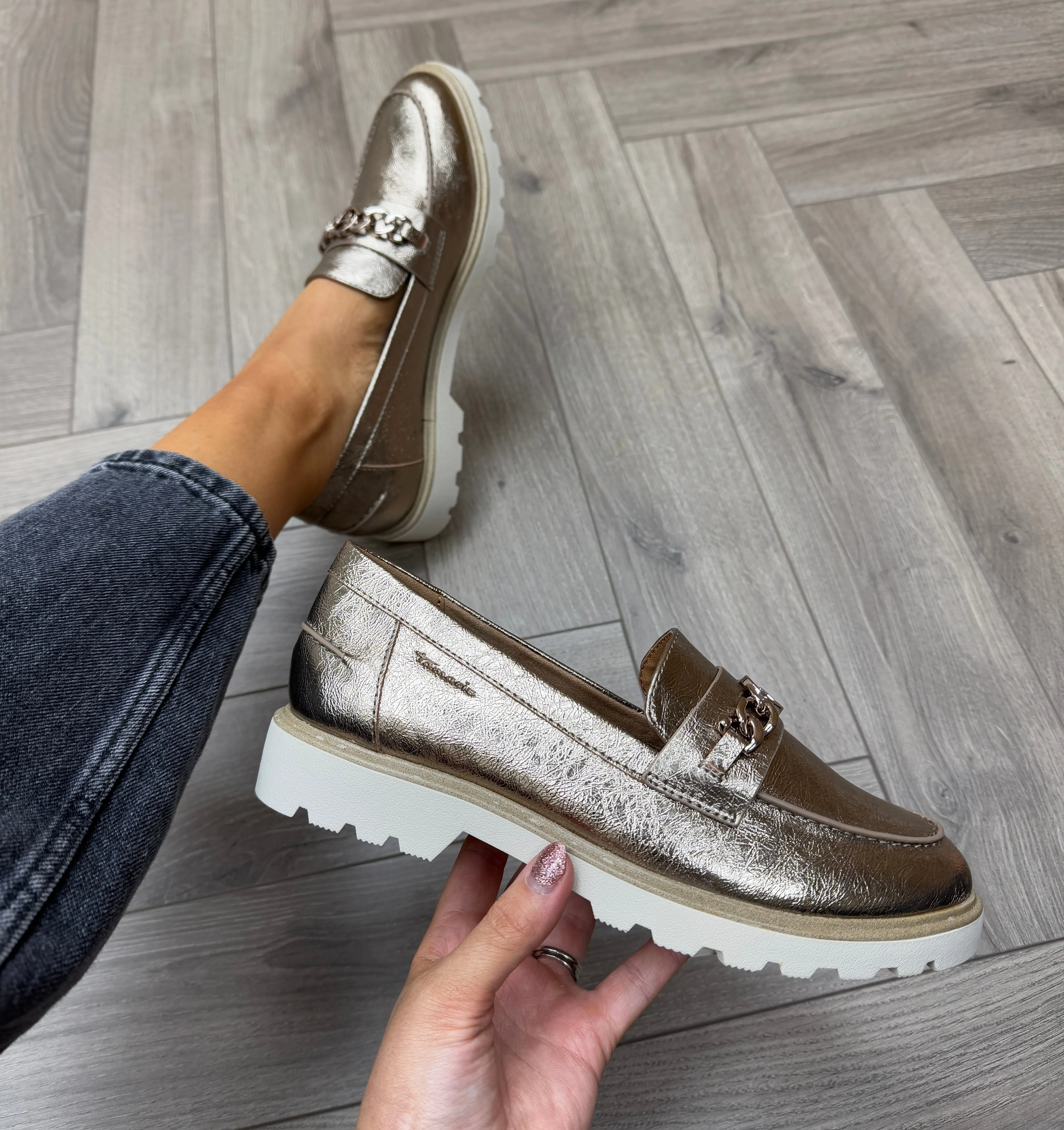 Tamaris (SS25) Metallic Loafer With Chain Detail 24649 - Light Gold (T15)